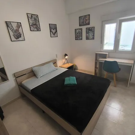Ubytování v soukromí Shared With Host *